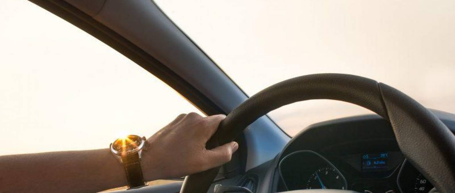 For Safer Driving Consumer Reports Suggests Simplified Device Interfaces